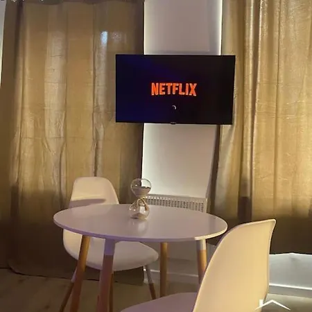 Dune - Balneo - Netflix & Chill Montargis Exterior photo